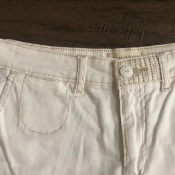 Anthropologie Chino white relaxed cuffed shorts Sz 28 New with tags - Picture 3 of 11